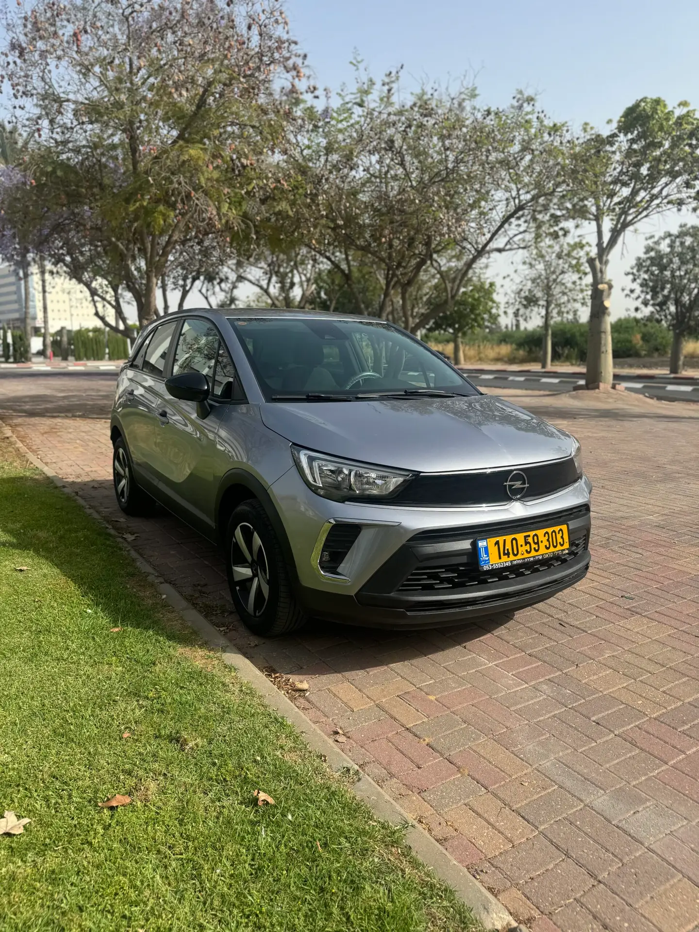 אופל CROSSLAND EDITION