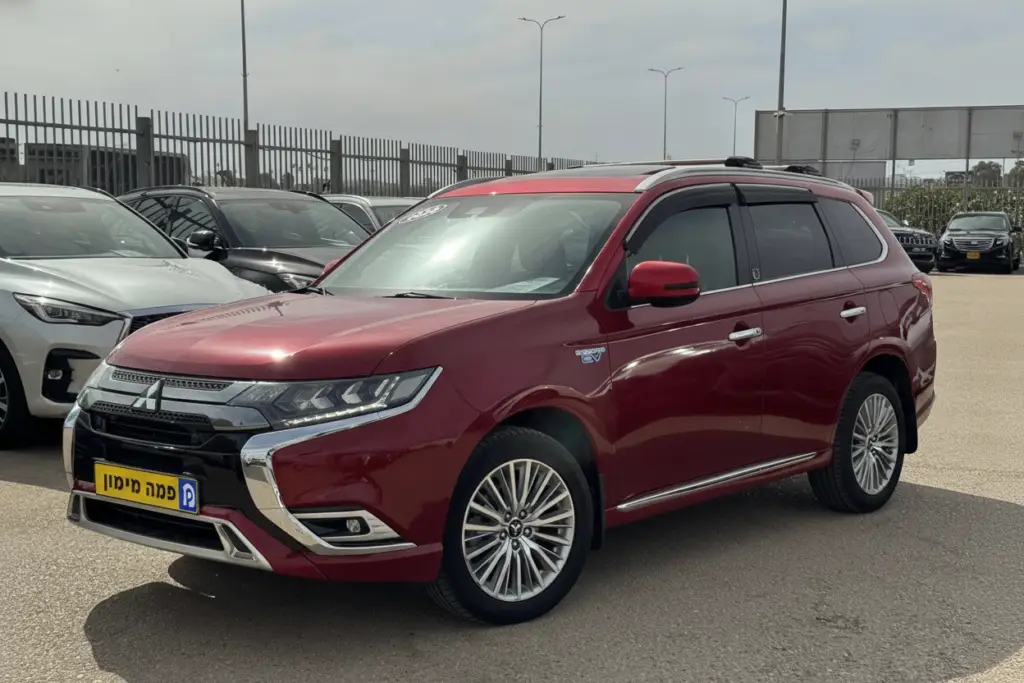 מימון ל-OUTLANDER PHEVLUXURY2020