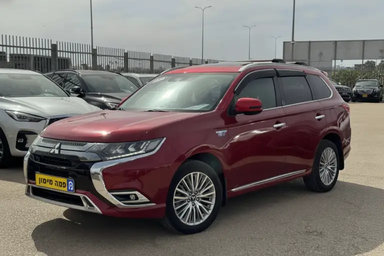 מימון ל-OUTLANDER PHEVLUXURY2020
