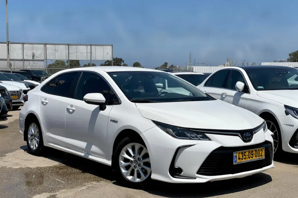 מימון ל-COROLLA HSD SDNSUN2022