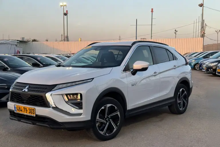 מימון ל-ECLIPSE CROSSEXECUT PHEV2023